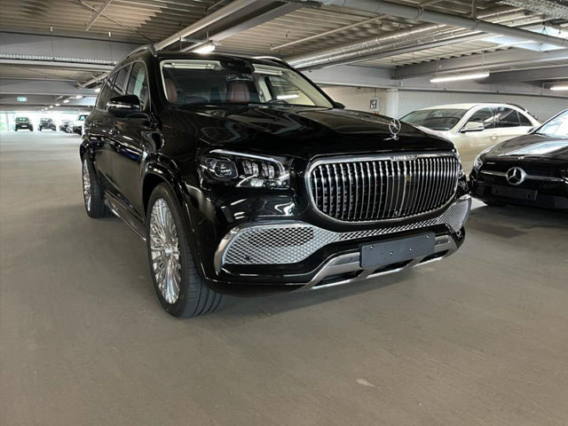 Аренда прокат бронирование кроссовера или полноприводного 4x4 автомобиля в Мюнхене в Баварии